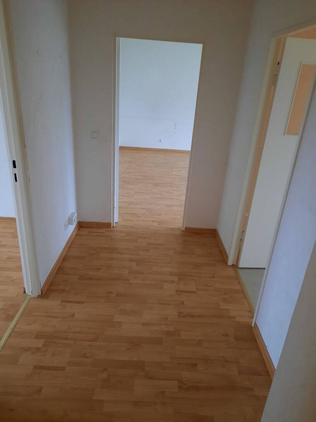 Dreizimmerwohnung mit Loggia auf dem Eschberg – Saarbrücken – Bild 1 von 6