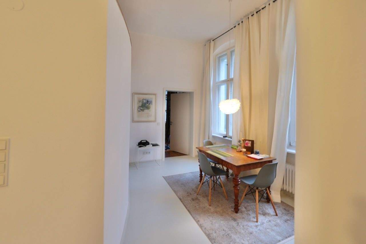 BESTLAGE NÄHE KU´DAMM & LUDWIGKIRCHPLATZ - MODERN MIT ALTBAUCHARME - HELL & RUHIG – Berlin – Vorschaubild 7