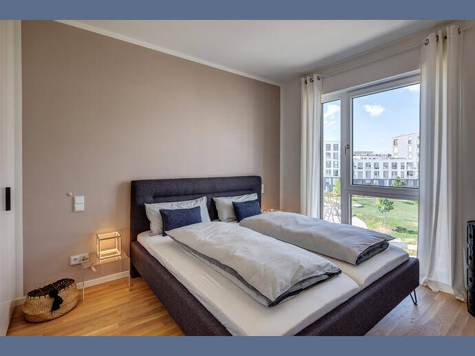 Möbliert: 3-Zimmer-Wohnung mit hochwertiger Einrichtung – München – Vorschaubild 4
