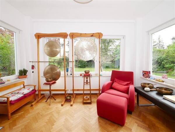 Haus in 90571 Schwaig bei Nürnberg mit 237 m² kaufen
