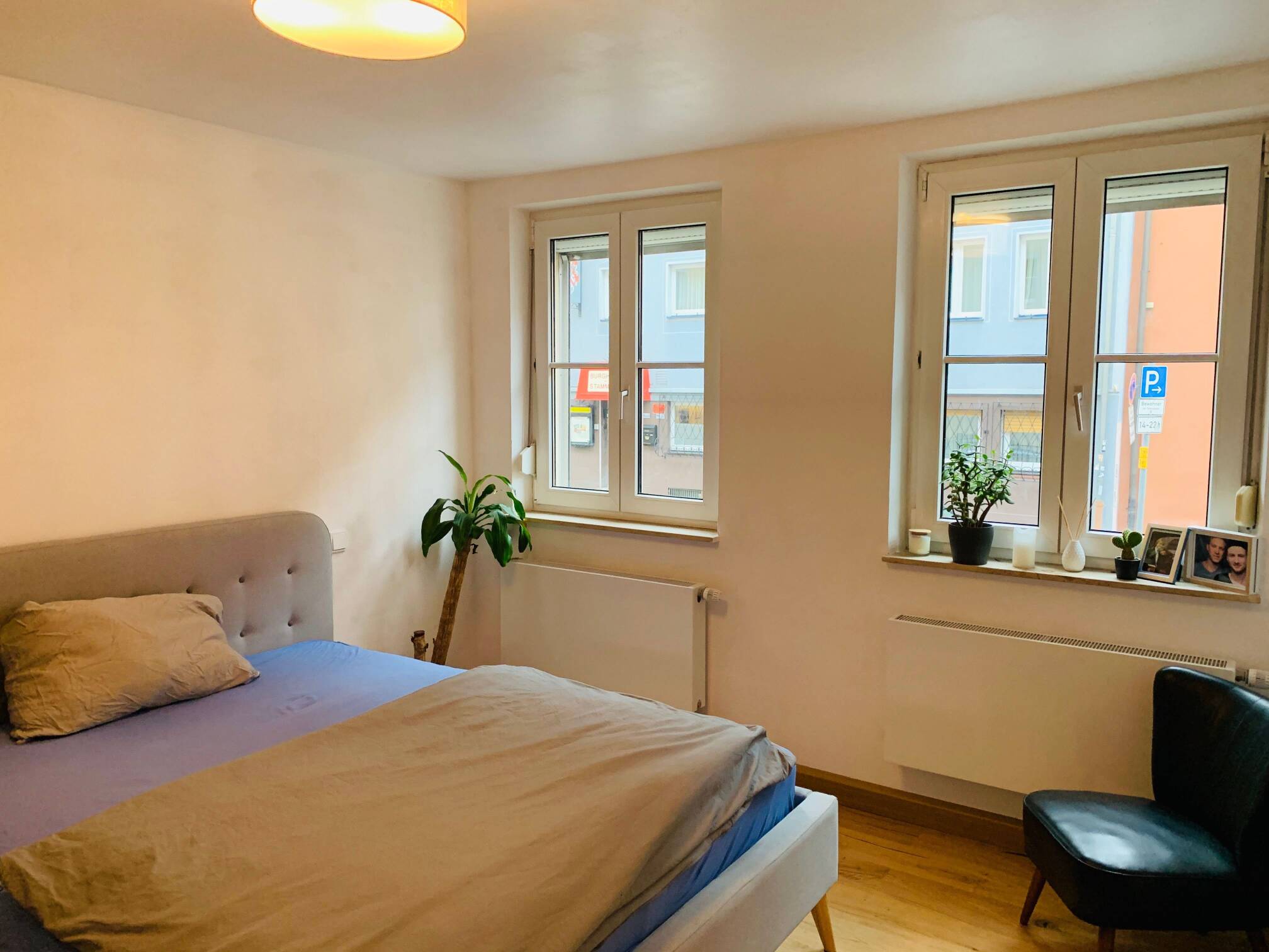Modern und stilvoll eingerichtetes Apartment in Nürnberg direkt neben der Burg – Nürnberg – Vorschaubild 4