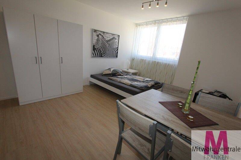 Modernes Business-Apartment im Herzen der Altstadt – Nürnberg – Vorschaubild 2