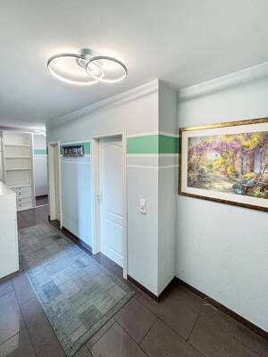 Top-Lage + Balkon + Stellplatz + Keller: Großzügige 3-Zimmer-Wohnung!