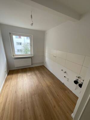 Mega schöne sanierte 3 Zimmer Wohnung. – 24148 Kiel – Vorschaubild 3