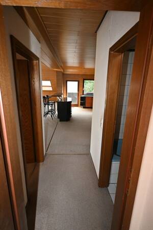 Gepflegte Dachgeschosswohnung mit kleiner Terrasse in Saarbrücken - Metzerstrasse – 66117 Saarbrücken – Vorschaubild 3