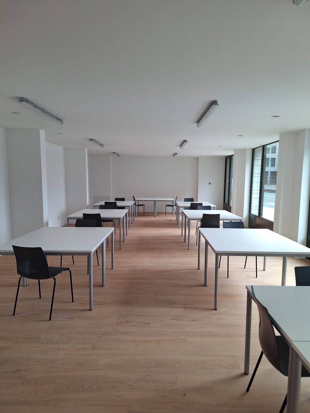 Modernes, vollmöbliertes Studentenapartment im Neubau „Studyapart“ – Nürnberg – Vorschaubild 8