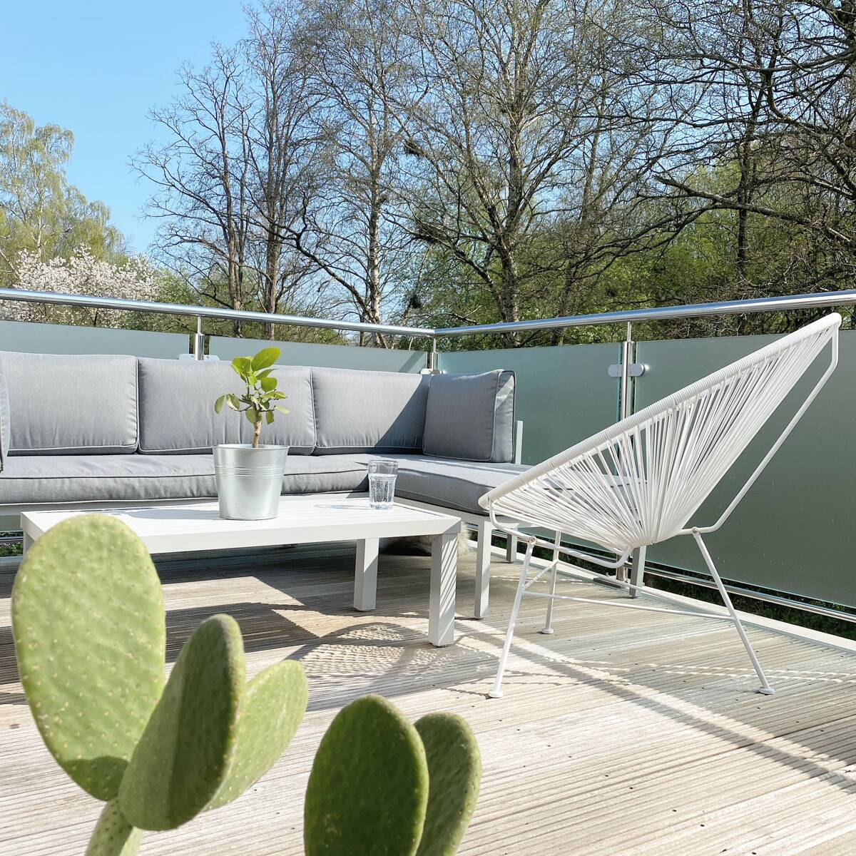 Besondere Wohnung mit Blick auf Wald, Wasser und Hamburg! 10 Gehminuten bis U Ochsenzoll – 22848 Norderstedt – Bild 1 von 9