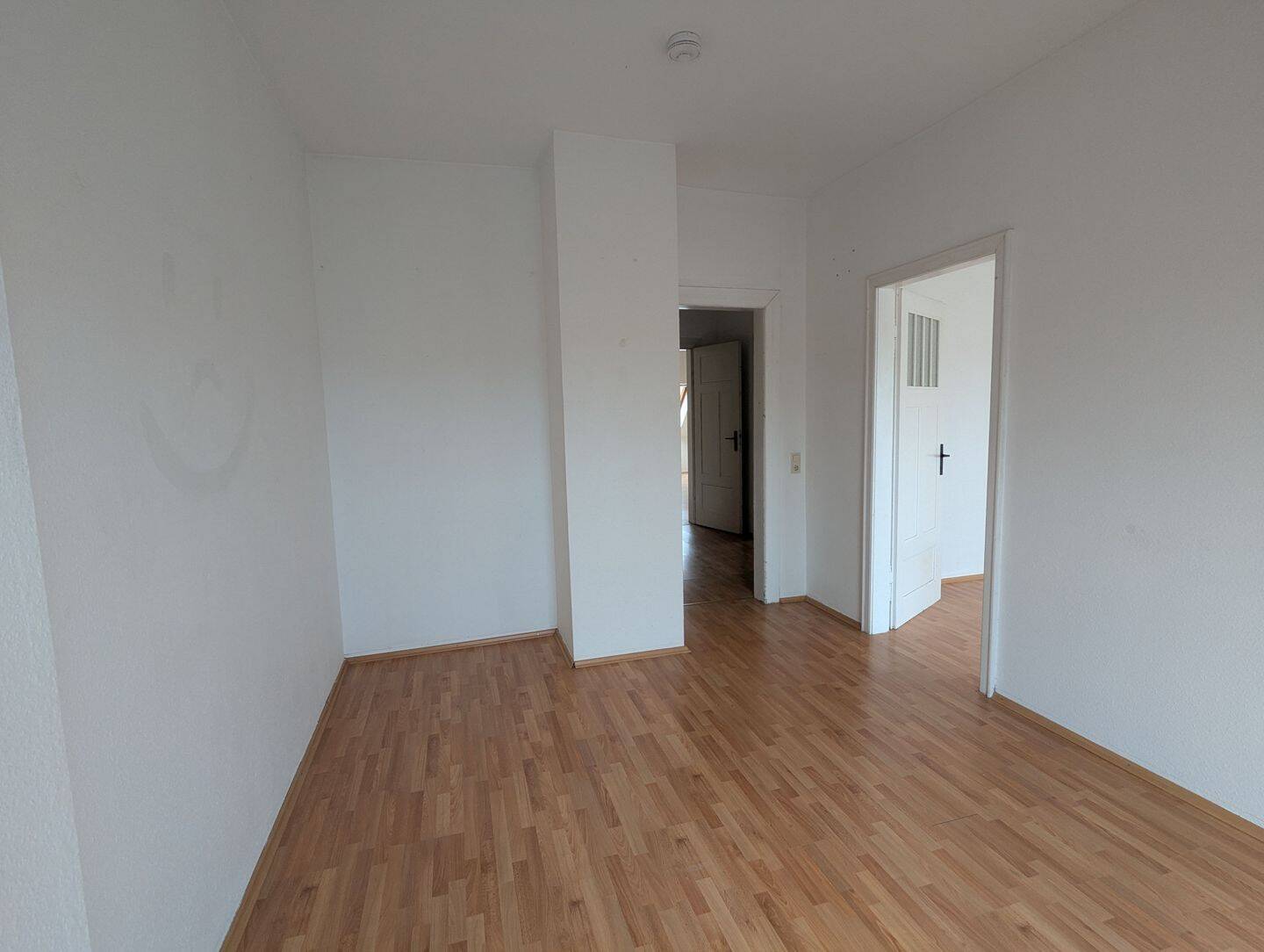 Leerstehende Dreiraumwohnung in der beliebten Südvorstadt – Leipzig – Vorschaubild 9