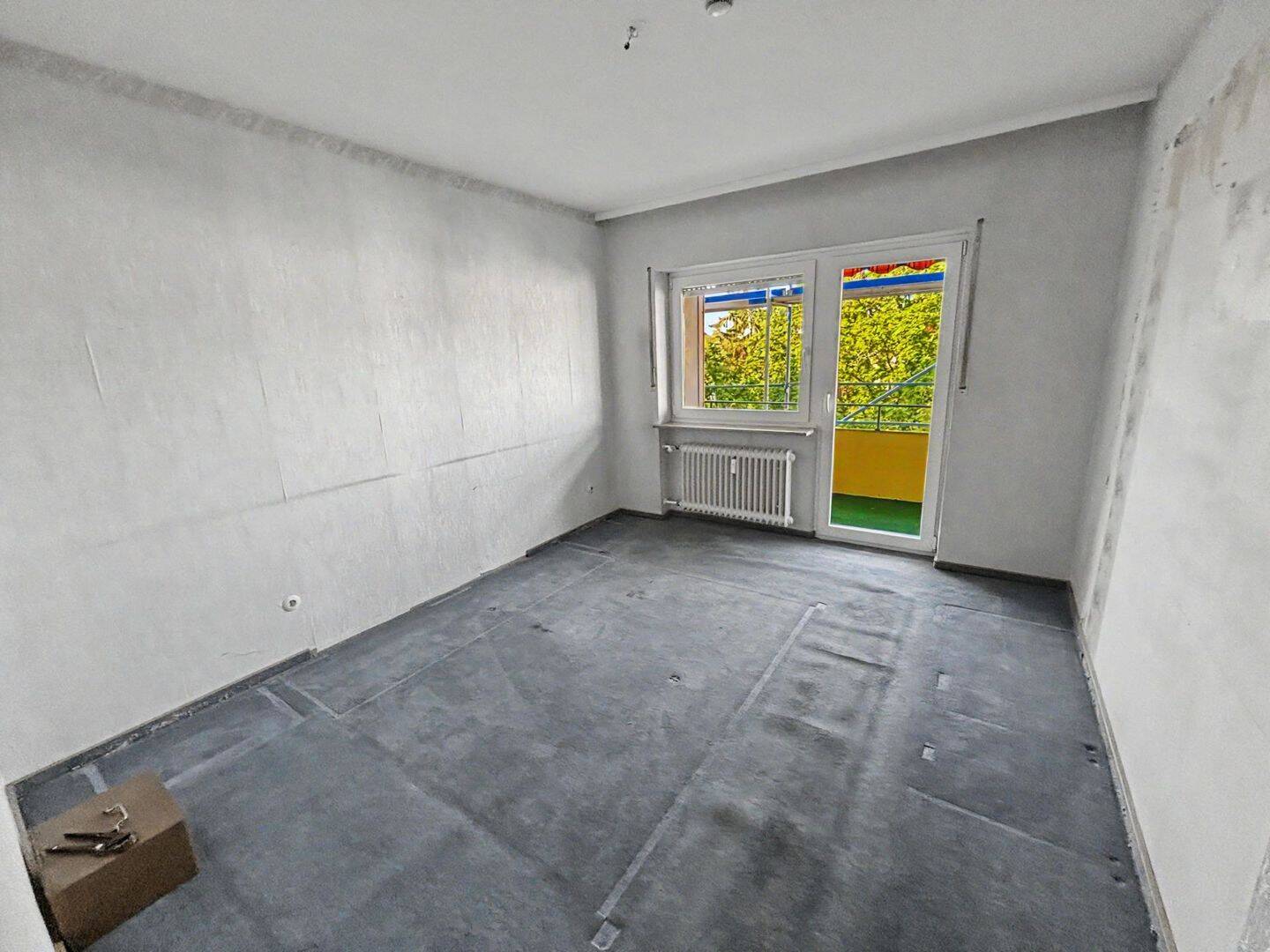 Lauf a. d. Pegnitz - 4-Zimmer-Wohnung im 3. Obergeschoss mit Aufzug - neuer Balkon, neue Fassade – Lauf an der Pegnitz – Vorschaubild 4