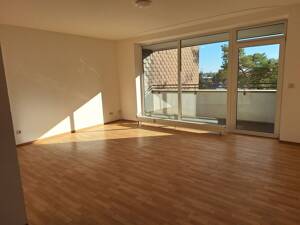 Helle 3-Zimmer-Wohnung mit zwei Balkonen und saniertem Badezimmer in Erlangen – 91056 Erlangen – Vorschaubild 1
