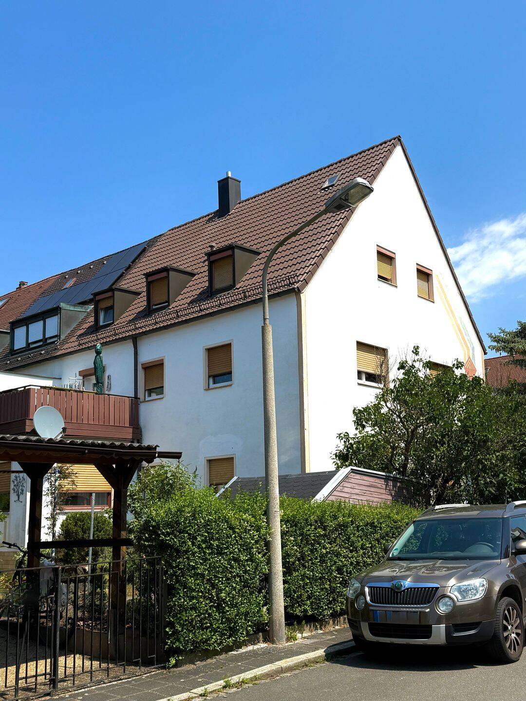 Attraktives 3-Familien-Reihenendhaus auf großem Grundstück in ruhiger Zabo-Lage