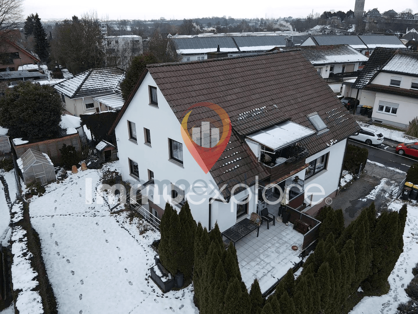 -RESERVIERT-Kapitalanlage mit Perspektive: 3-Familienhaus in begehrter Wohnlage – Friedberg – Bild 1 von 9