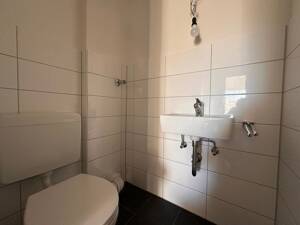 Familien aufgepasst: teilrenovierte 3-Zimmer-Wohnung mit WBS – 45327 Essen – Vorschaubild 6