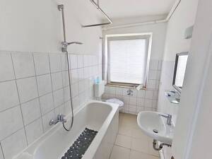Zentral gelegene 3-Zimmer-Wohnung mit BALKON – 26603 Aurich – Vorschaubild 6