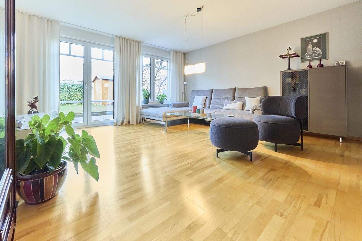 *SONNENHOF - WOHNEN NEU GEDACHT! Wie ein eigenes Haus: Maisonette mit Garten und TG-Stellplatz!* – Augsburg – Vorschaubild 6