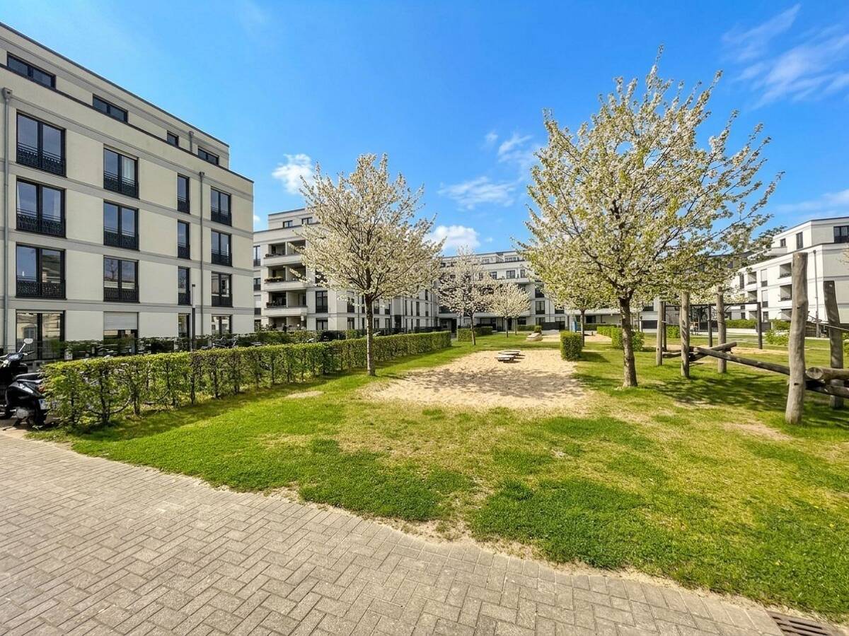 Moderne Etagenwohnung zur Miete mit Balkon in Düsseldorf Bilk - Wentzel Dr. – 40223 Düsseldorf – Bild 1 von 3