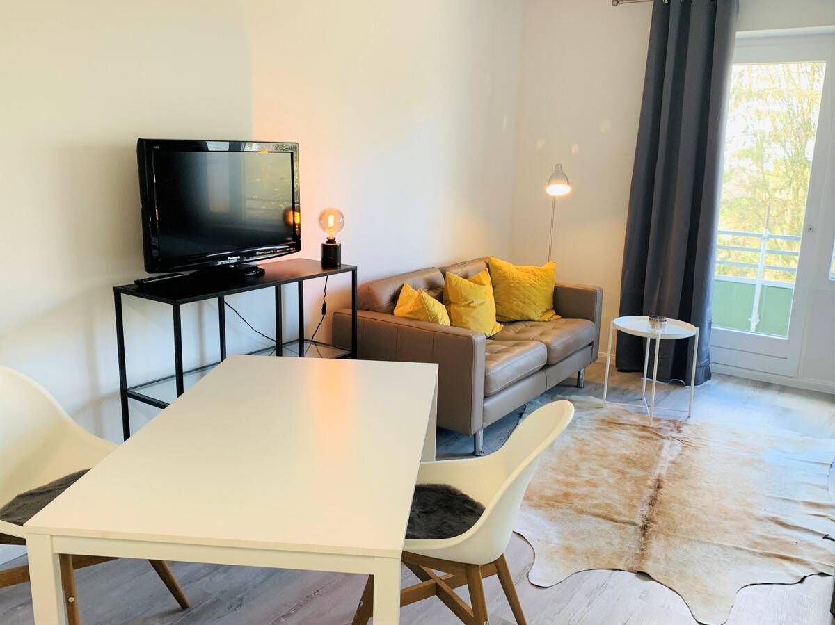 ++ BARRIEREFREIES APPARTEMENT MIT BALKON UND AUFZUG ++ – Solingen – Vorschaubild 7