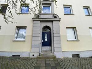 +++ Denkmalgeschützes Mehrfamilienhaus mit Ausbaupotential +++ – 52068 Aachen – Vorschaubild 2