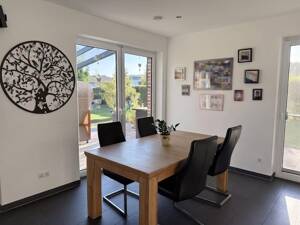 Modernes Massivhaus in ruhiger Neubausiedlung: Südausrichtung, Terrassendach, Sauna & 9m-Garage – 46049 Oberhausen – Vorschaubild 6