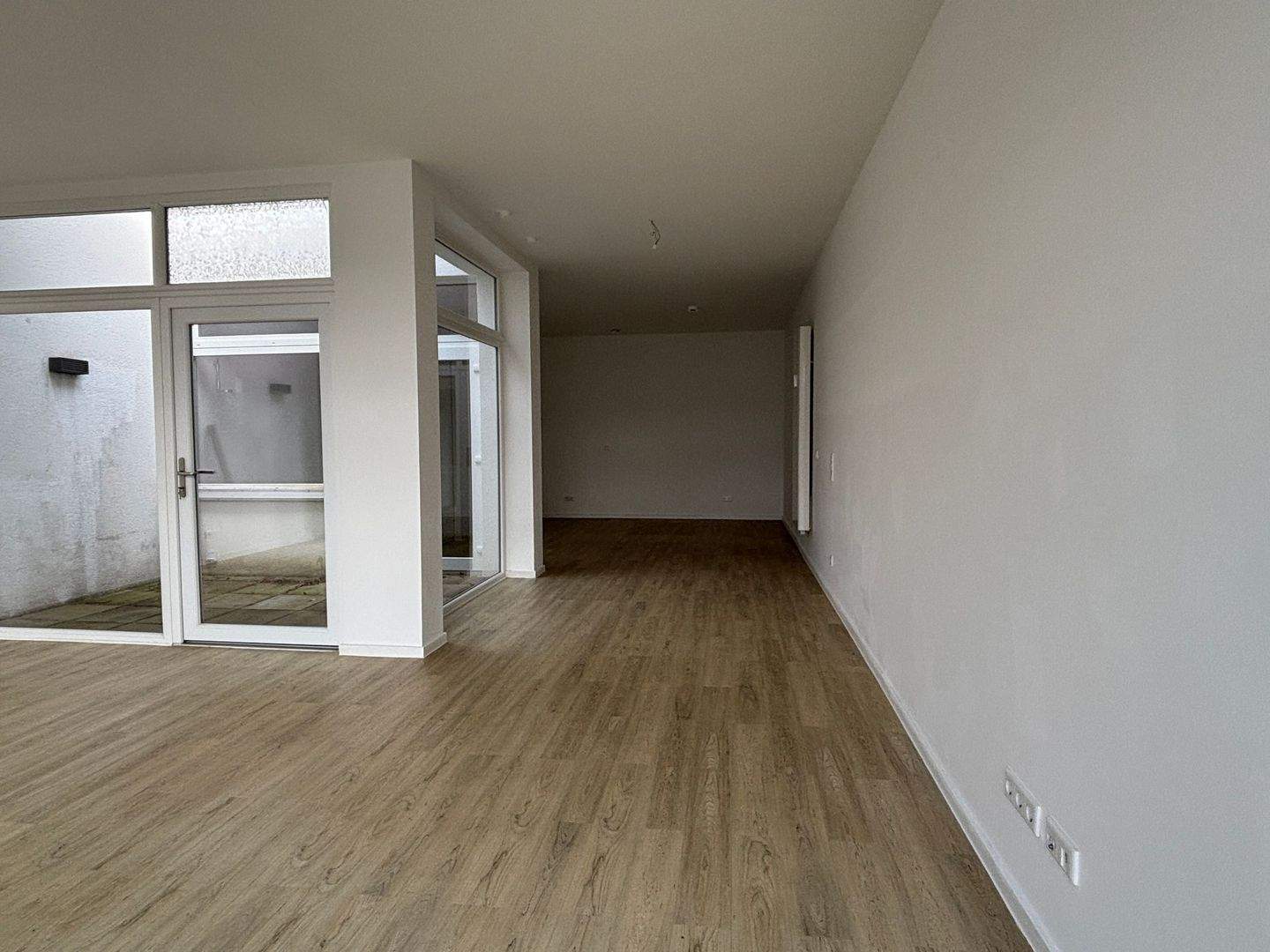 Helles und geräumiges Apartment mit Terrasse in Wuppertal – Wuppertal – Vorschaubild 3