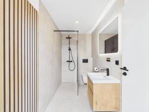 Wohnkomfort auf zwei Etagen - Elegante Maisonette mit Balkon – 80807 München – Vorschaubild 9