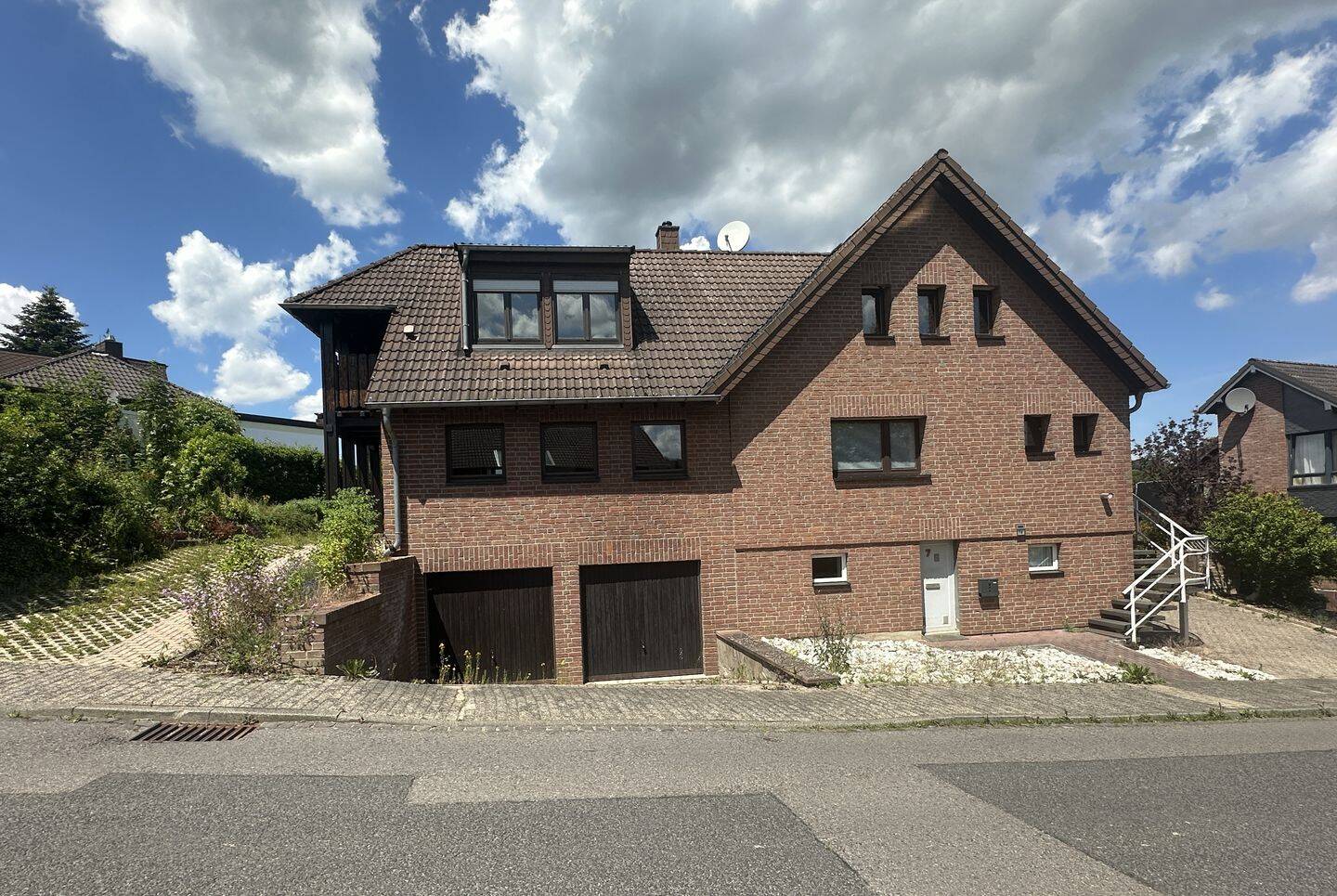 Schickes Ein-/Zweifamilienhaus in wunderbarer Lage von 52372 Kreuzau-Obermaubach – Kreuzau – Vorschaubild 3