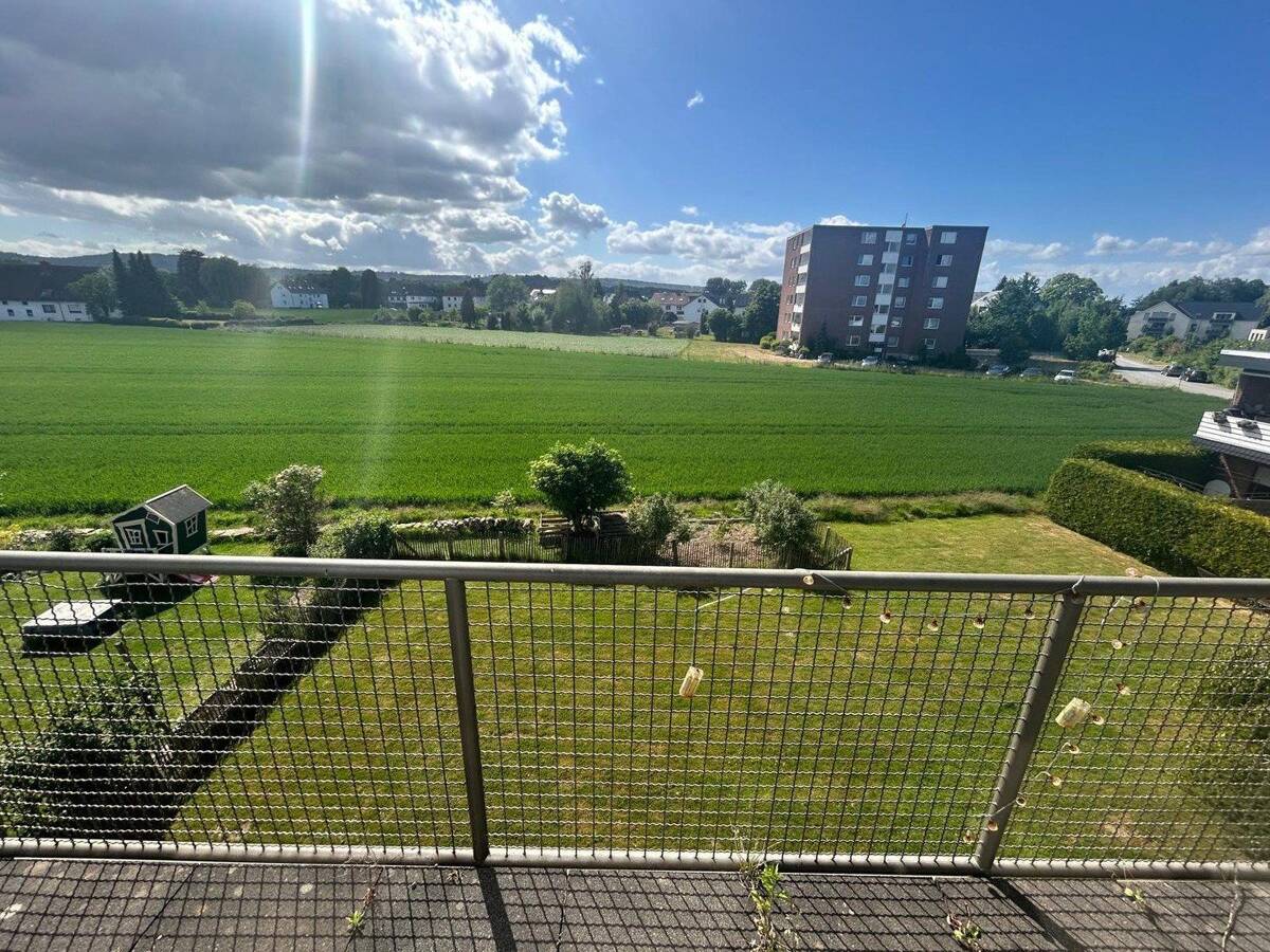 1-Zimmer Oase mit Balkon und Naturblick – 33619 Bielefeld – Bild 1 von 9