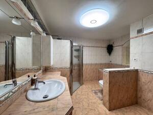 Großzügige 4-Zimmer-Maisonettewohnung mit Kamin, Dachterrasse, Klimaanlage und Aufzug – befristet – 50827 Köln – Vorschaubild 7