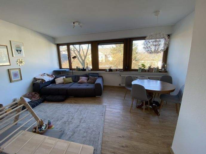 Trier-City, Nähe Palastgarten ! Schön gelegene, helle 3 ZKB Wohnung zu verkaufen ! – Trier – Vorschaubild 3