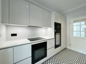 Hochwertig sanierte 3-Zimmer-Wohnung mit exklusiver Einbauküche – 18069 Rostock – Vorschaubild 8