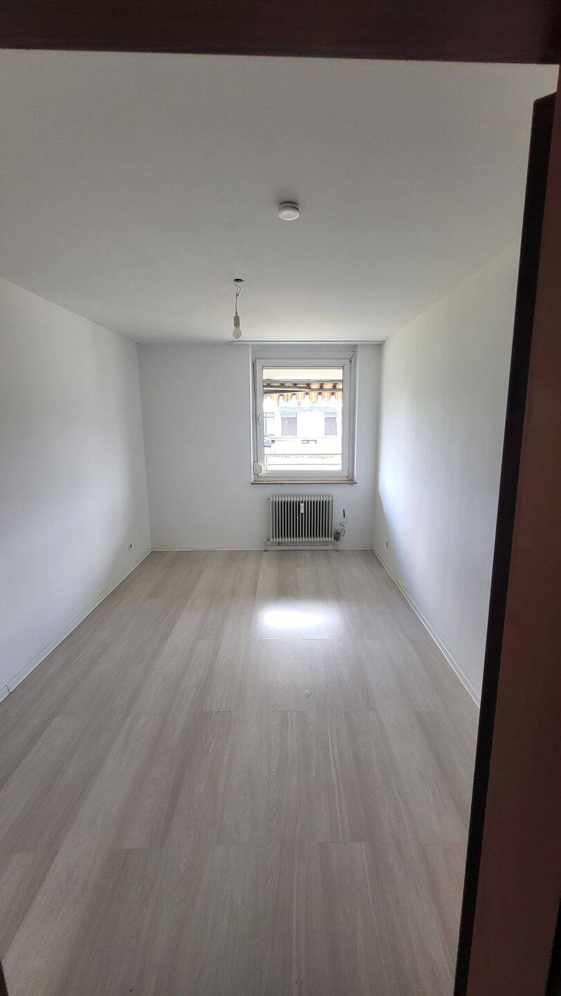 SGE IMMO - 4. Zimmer Wohnung zur Vermietung in Reutlingen – Reutlingen – Vorschaubild 5