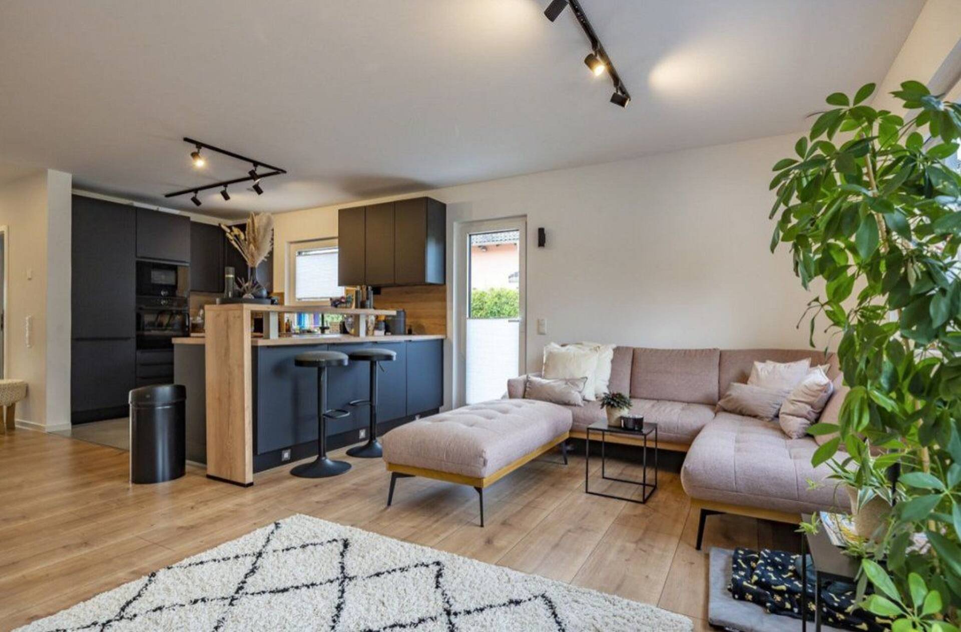 Haus in 22880 Wedel mit 150 m² kaufen