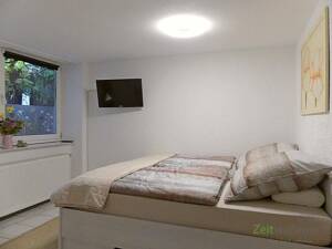 (EF0446_M) Erfurt: Gispersleben, neu möblierte Wohnung über 2 Etagen, ruhige Lage, Dachbalkon, 2x Bad/WC, WLAN inklusive – 99091 Erfurt – Vorschaubild 8
