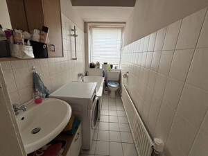 Zentral gelegen & langfristig attraktiv: 3-Zimmer-Wohnung im 2. OG als Kapitalanlage! – 23566 Lübeck – Vorschaubild 6