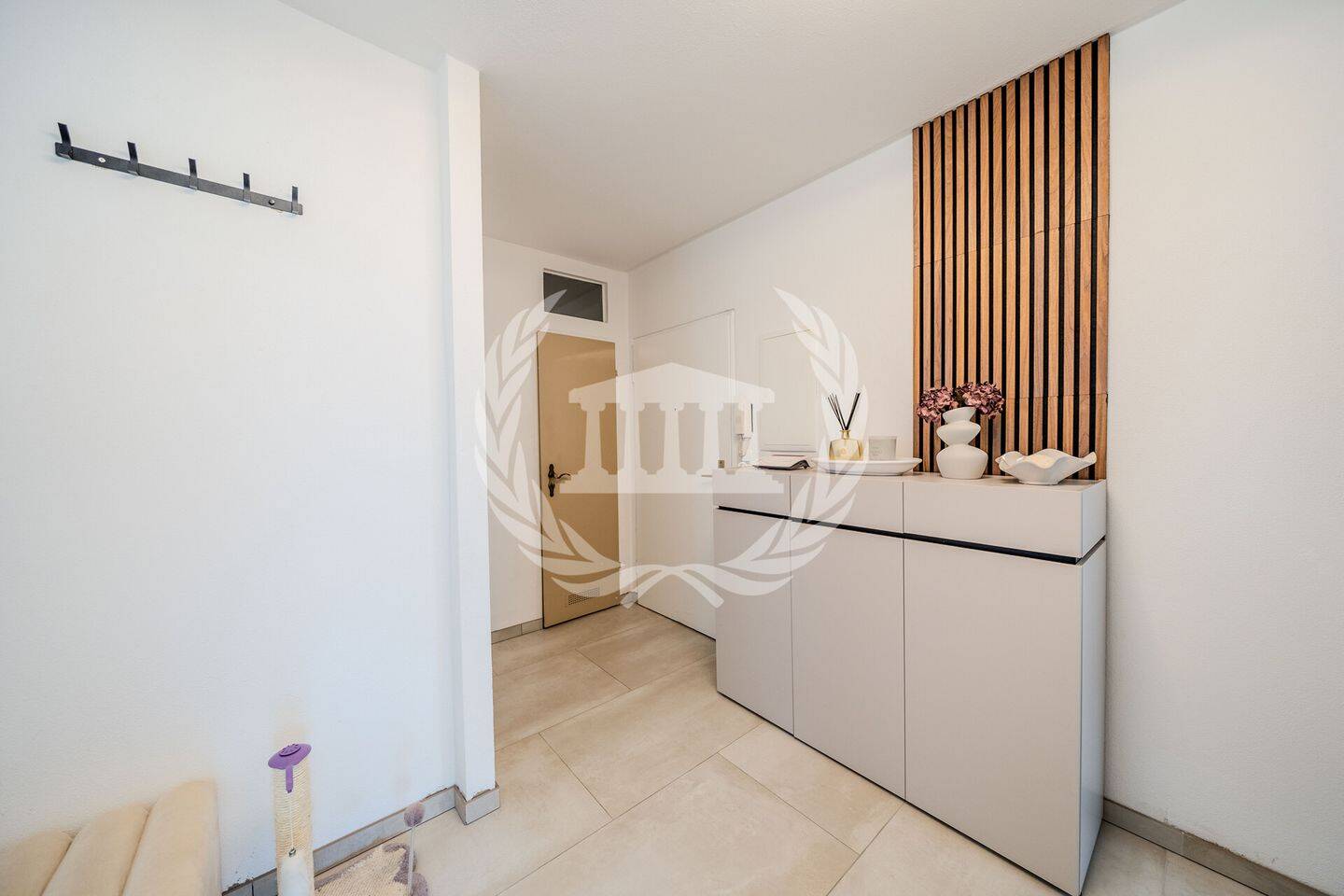 RESERVIERT: Einziehen & wohlfühlen - 3-Zimmer-Erdgeschosswohnung mit Loggia in Regensburg-Reinhausen – Regensburg – Vorschaubild 2