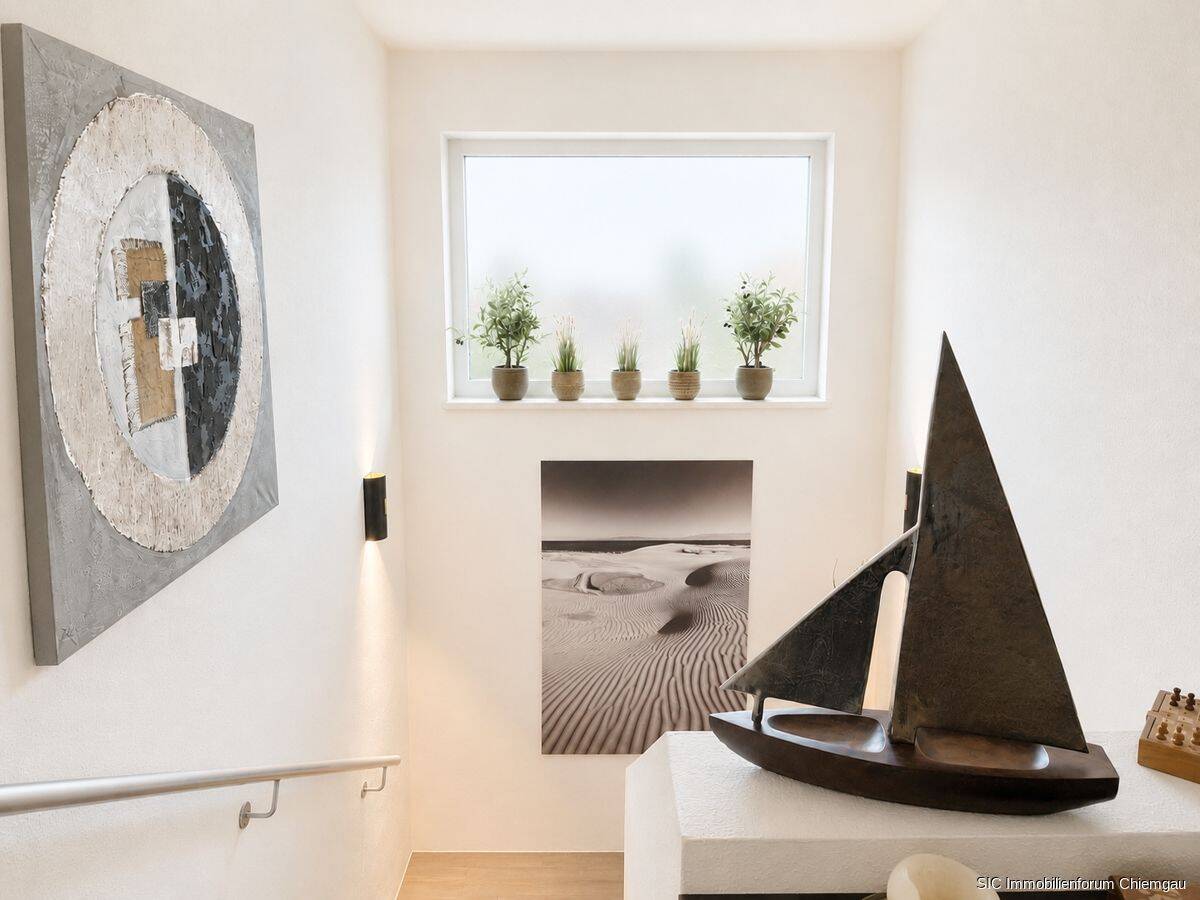 Neuwertiges EFH im Chiemgau - Energieklasse A+, Glasfaser & Doppelgarage, ruhige und sonnige Lage. – Siegsdorf – Vorschaubild 9