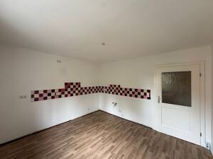 Gepflegte und helle 4 Zimmer-Altstadtwohnung mit Garage – 85049 Ingolstadt – Vorschaubild 9