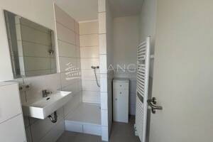 Falanga Immobilien - Helles und modernes Apartment mit großzügiger Terrasse in Wiesbaden! – 65199 Wiesbaden – Vorschaubild 4