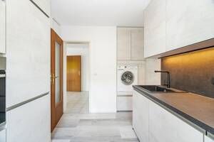Obersendling - Charmante 2,5-Zimmer-Wohnung mit Balkon und viel Stauraum – 81379 München – Vorschaubild 4