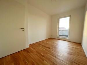Großzügige 4-Zimmer-Maisonette-Wohnung mit Dachterrasse in Hamburg Jenfeld - Wentzel Dr. – 22045 Hamburg – Vorschaubild 5