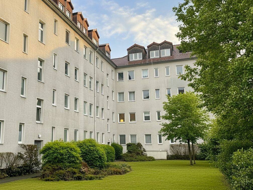 3-Zimmer-Wohnung in ruhiger Lage mit sehr guter Anbindung – Berlin – Bild 1 von 9