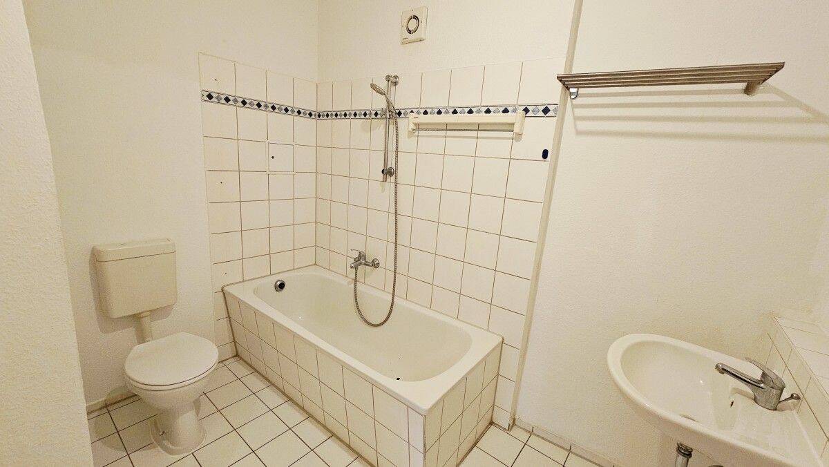 Ruhige Altbau-Perle nahe Szene-Kiez – Berlin – Vorschaubild 8