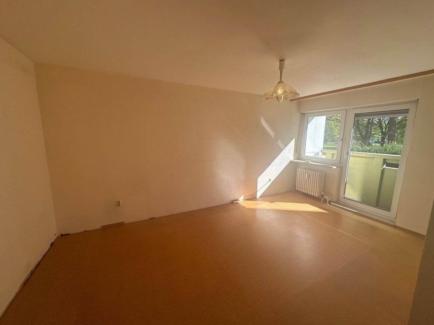 "Sanierungsbedürftige 3-Zimmer-Wohnung mit Potenzial - ideal für Eigennutzer und Kapitalanleger" – Nürnberg – Vorschaubild 6
