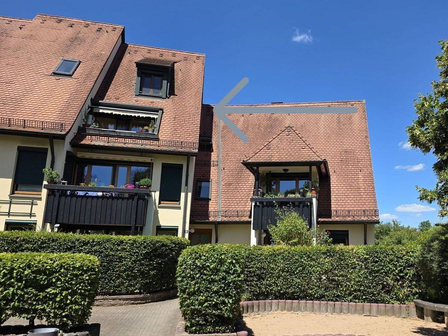 Außergewöhnliche Maisonette-Wohnung direkt am Schloßpark – Nürnberg – Vorschaubild 4