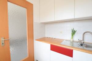 AIGNER - Lichtdurchflutetes Dachgeschoss-Apartment mit Balkon – 80997 München – Vorschaubild 5