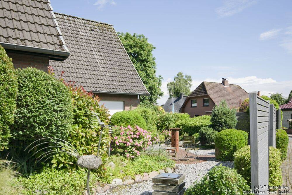 Einfamilienhaus mit Gästehaus und Doppelcarport – Wildeshausen – Vorschaubild 9