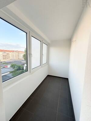 Provisionsfrei - Sanierte 2 Zimmer, große Küche, Duschbad, Loggia – 40215 Düsseldorf – Vorschaubild 8