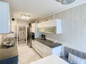 Charmante Drei-Zimmer-Wohnung – 40599 Düsseldorf – Vorschaubild 3