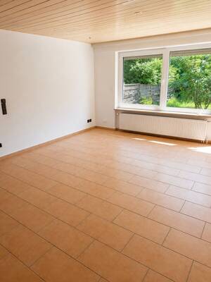 Großzügige Erdgeschosswohnung mit Garten : Nähe Universität – 54296 Trier – Vorschaubild 2