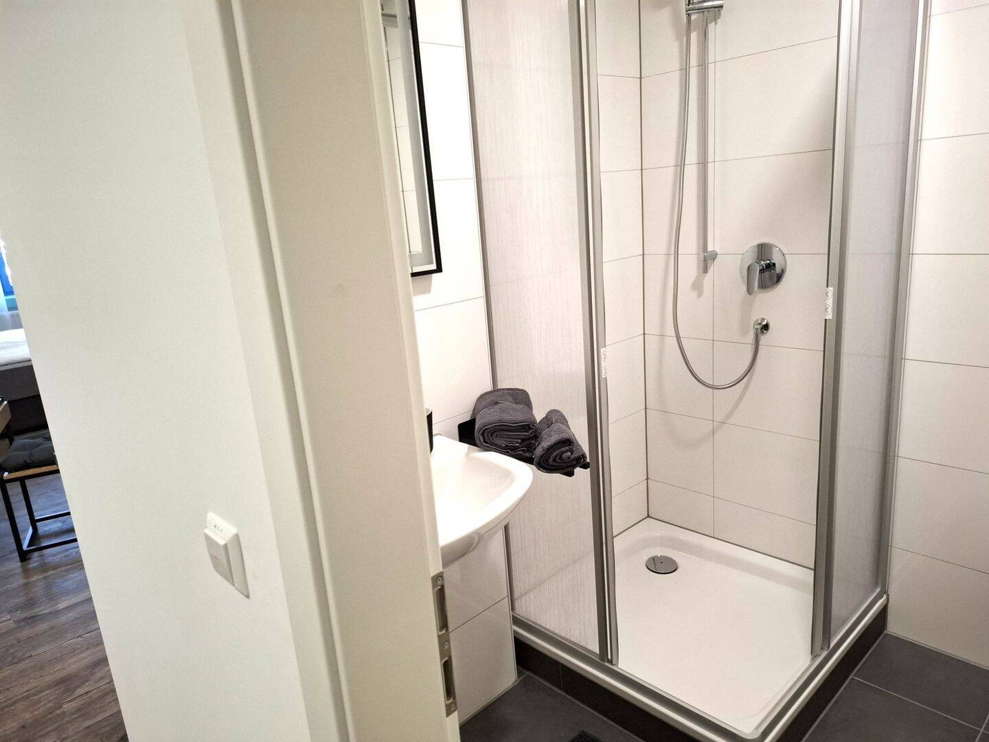 Boardinghaus 1-Zimmerwohnung Reutlingen - Wohnen auf Zeit ab 1 Monat – Reutlingen – Vorschaubild 4